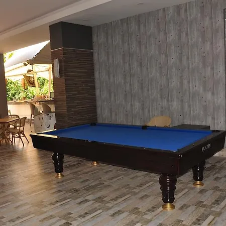 Vega Apartmanhotel 4*