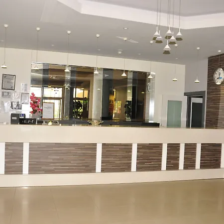 Vega Aparthotel