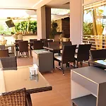 Aparthotel Vega